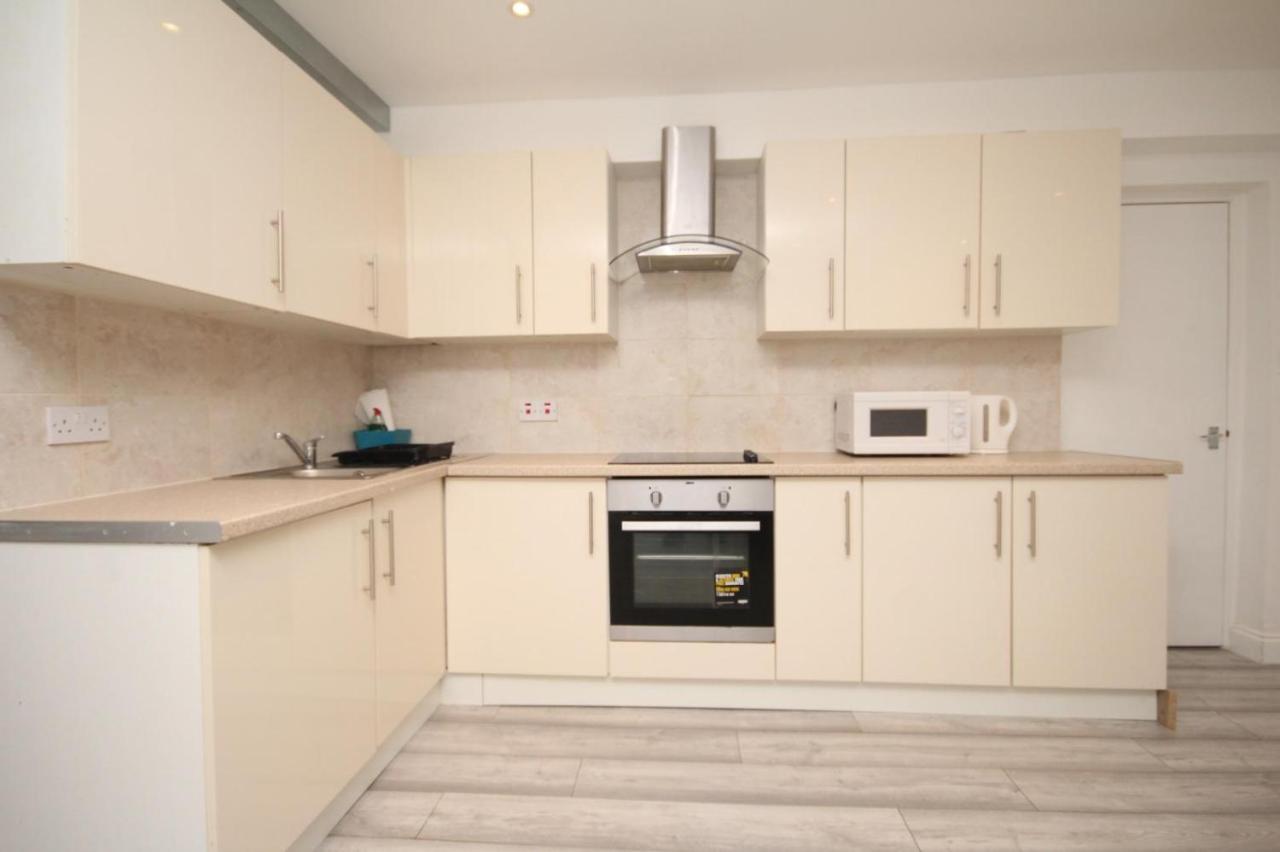 Lovely 3 Bed Spacious Flat Apartment In Central Лондон Екстериор снимка