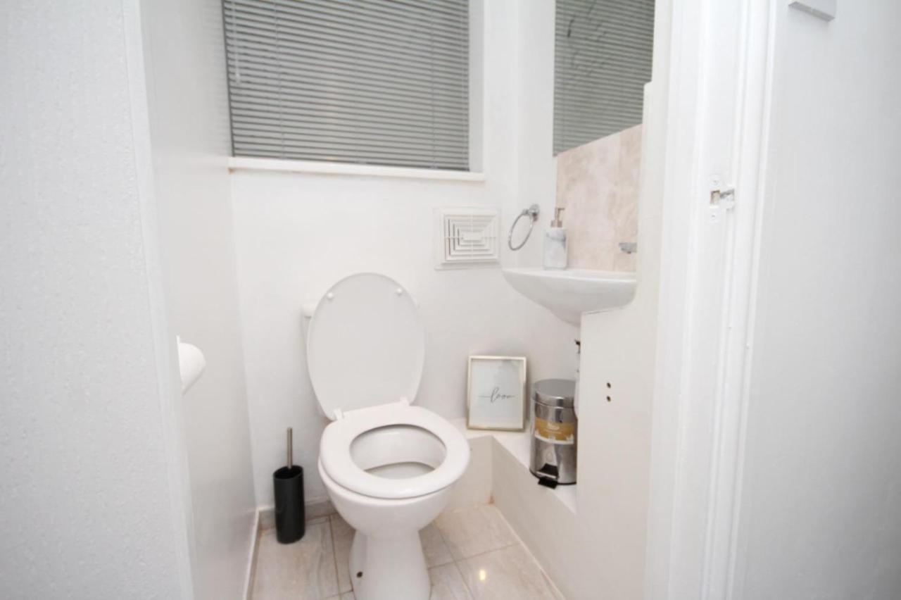 Lovely 3 Bed Spacious Flat Apartment In Central Лондон Екстериор снимка