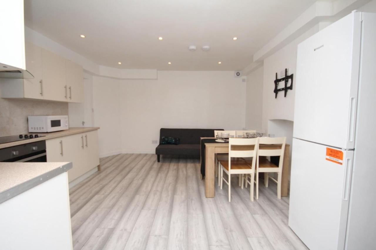 Lovely 3 Bed Spacious Flat Apartment In Central Лондон Екстериор снимка